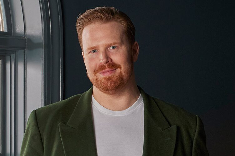 THORNTON_PROJECTS___HEADSHOT